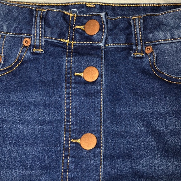 *SOLD! Jean skirt - Picture 3 of 6